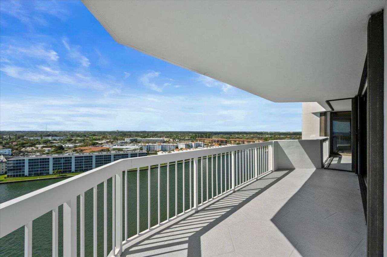 115 Lakeshore Drive, Unit 1747, North Palm Beach, FL 33408 Photo