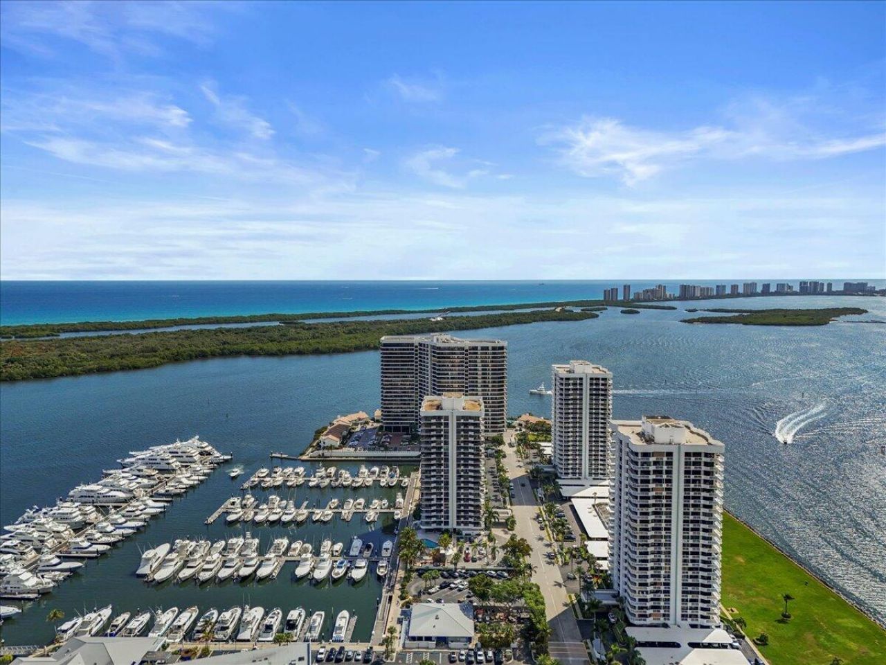 115 Lakeshore Drive, Unit 1747, North Palm Beach, FL 33408 Photo