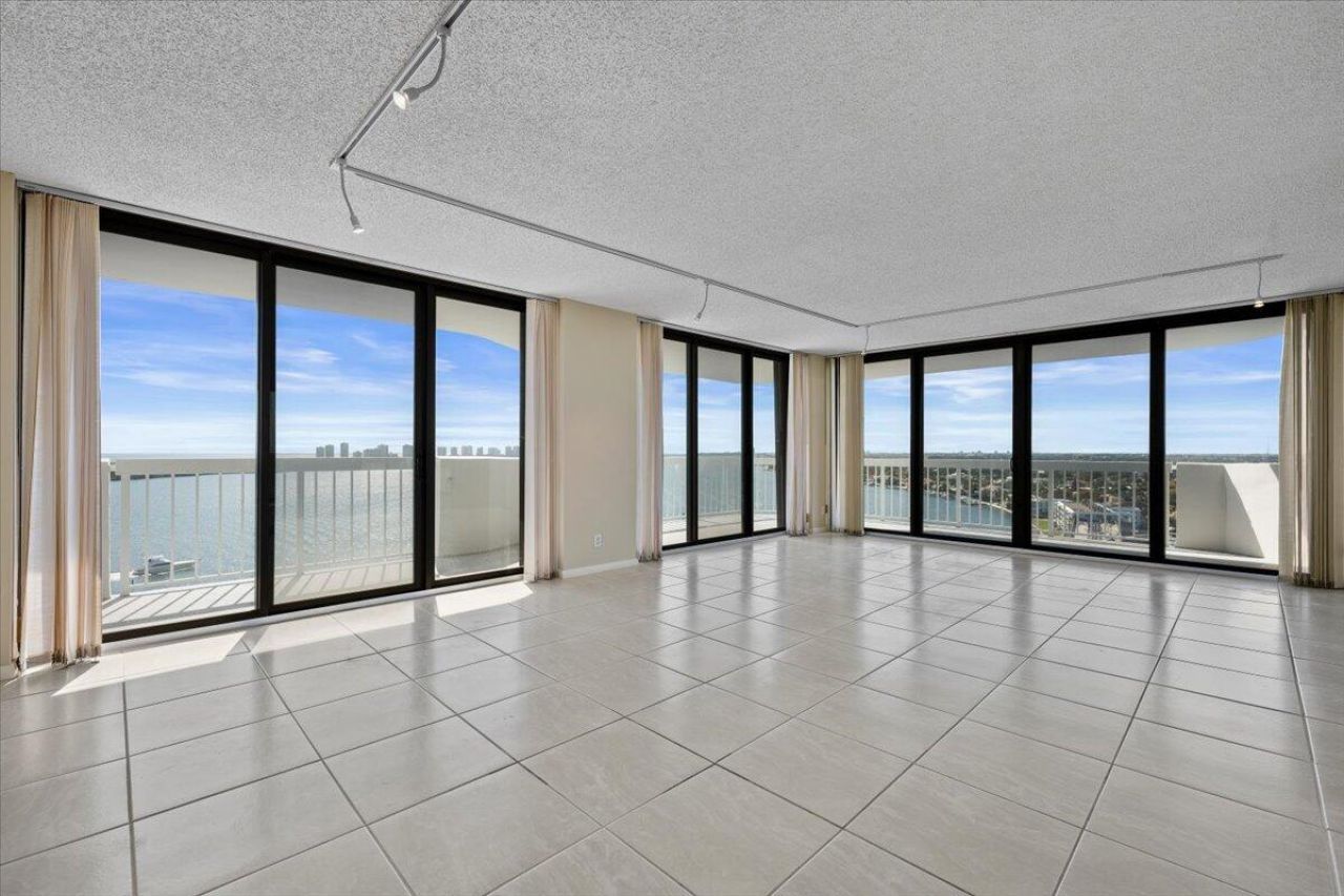 115 Lakeshore Drive, Unit 1747, North Palm Beach, FL 33408 Photo