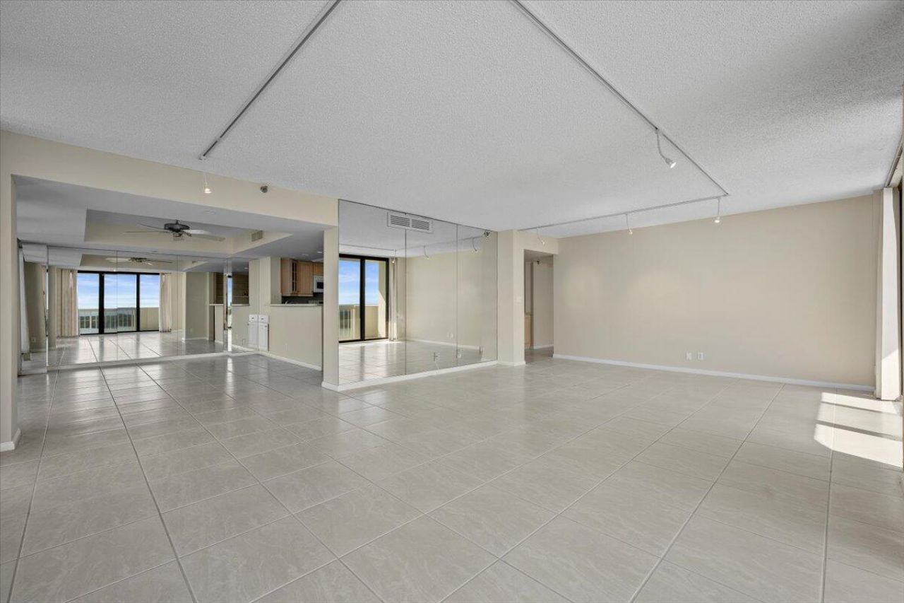 115 Lakeshore Drive, Unit 1747, North Palm Beach, FL 33408 Photo