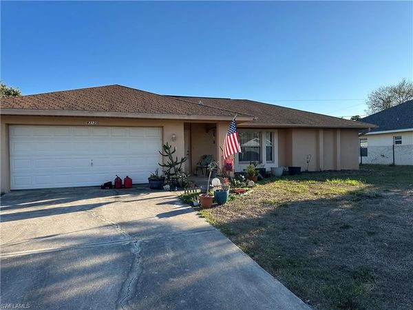 8312 Bahamas RD , FORT MYERS, FL 33967