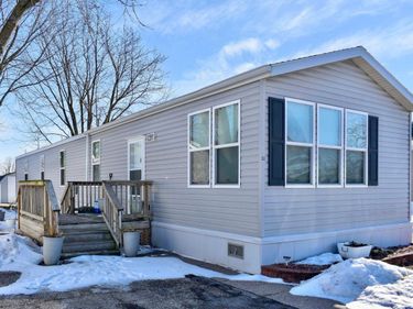 83 S Elm Street, Lewiston, MN 55952