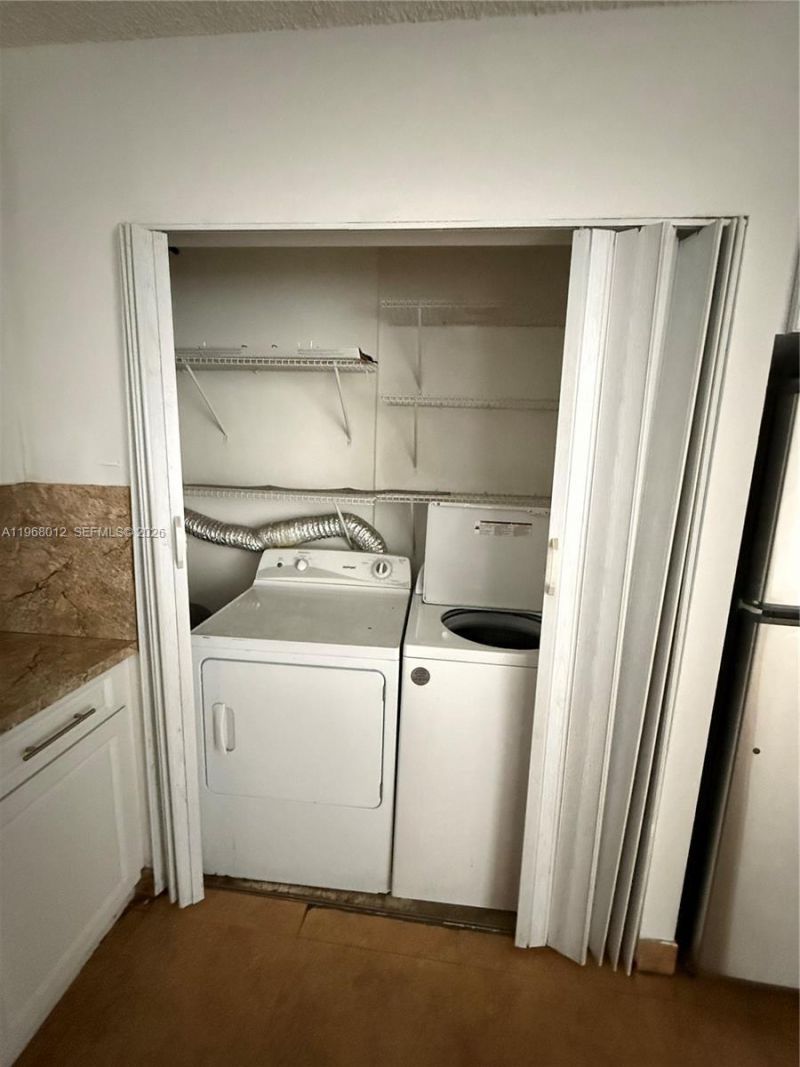 6272 NW 186th St, Unit 301, Hialeah, FL 33015 Photo