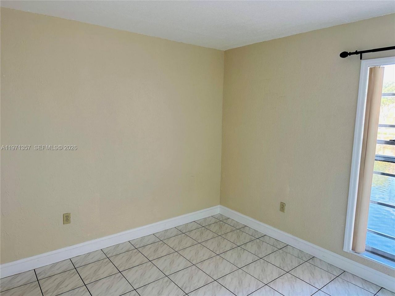 4705 NW 7th St , Unit 206-7, Miami, FL 33126 Photo