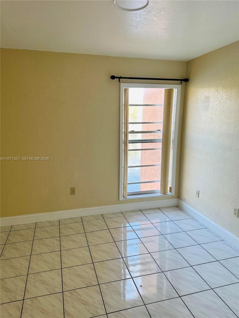 4705 NW 7th St , Unit 206-7, Miami, FL 33126 Photo