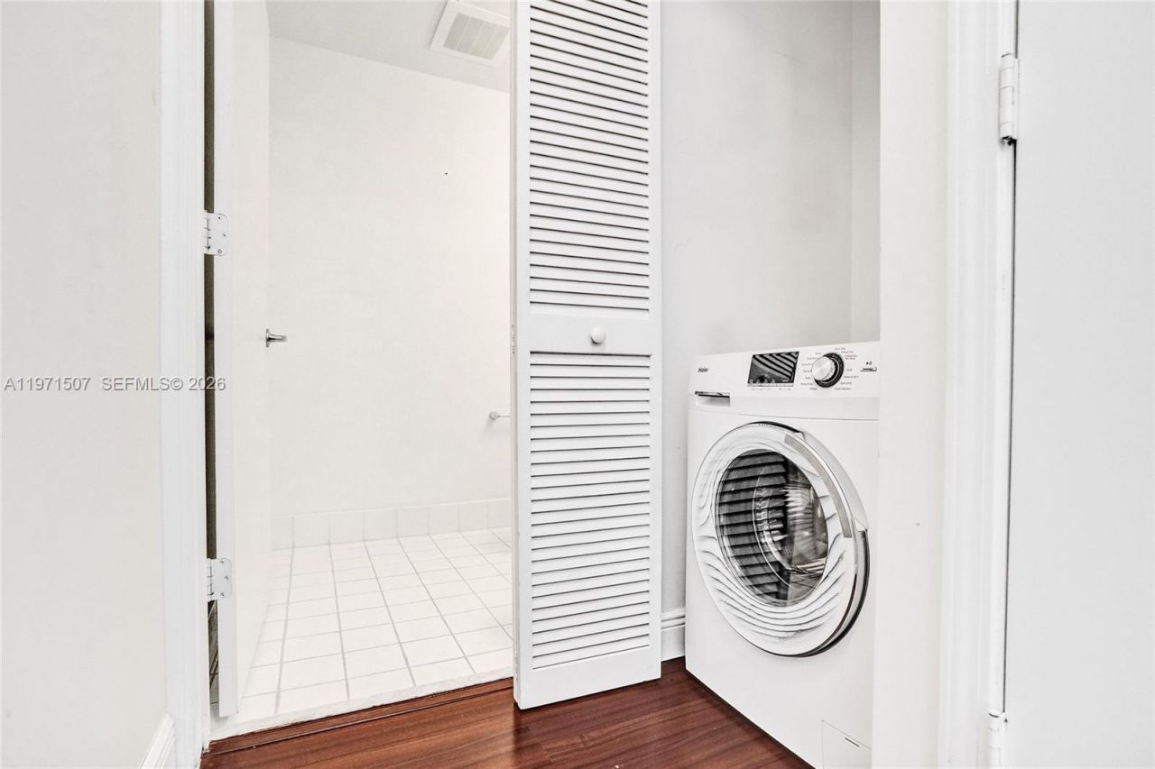 601 NE 36th St , Unit 1908, Miami, FL 33137 Photo