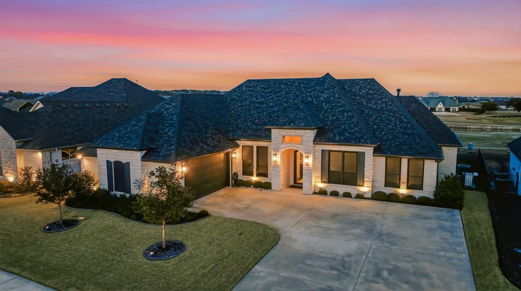 2040 Spieth Street, Granbury, TX 76048 Main Photo