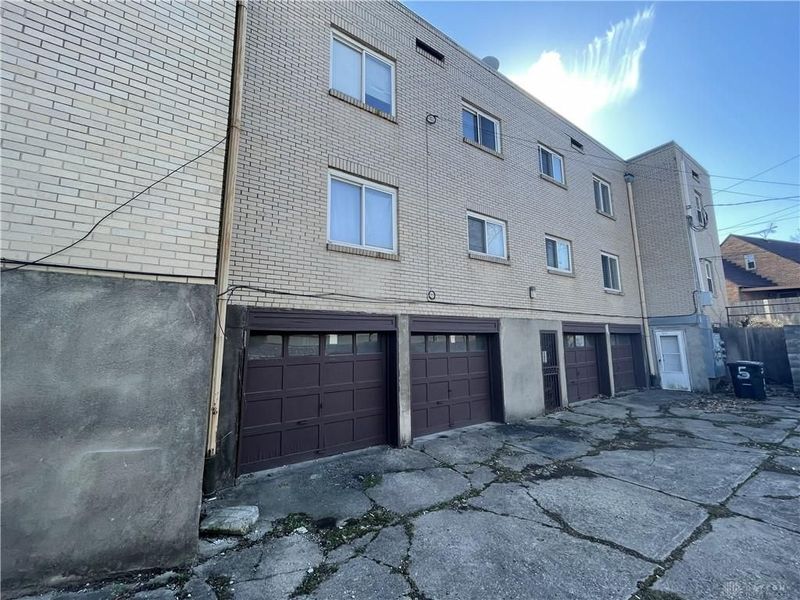 15 W Maplewood Avenue, Dayton, OH 45405 Photo 4