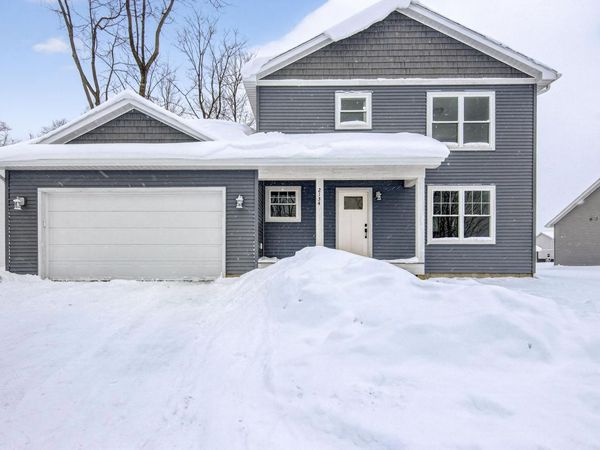 2134 Cottonwood Avenue, Grawn, MI 49637