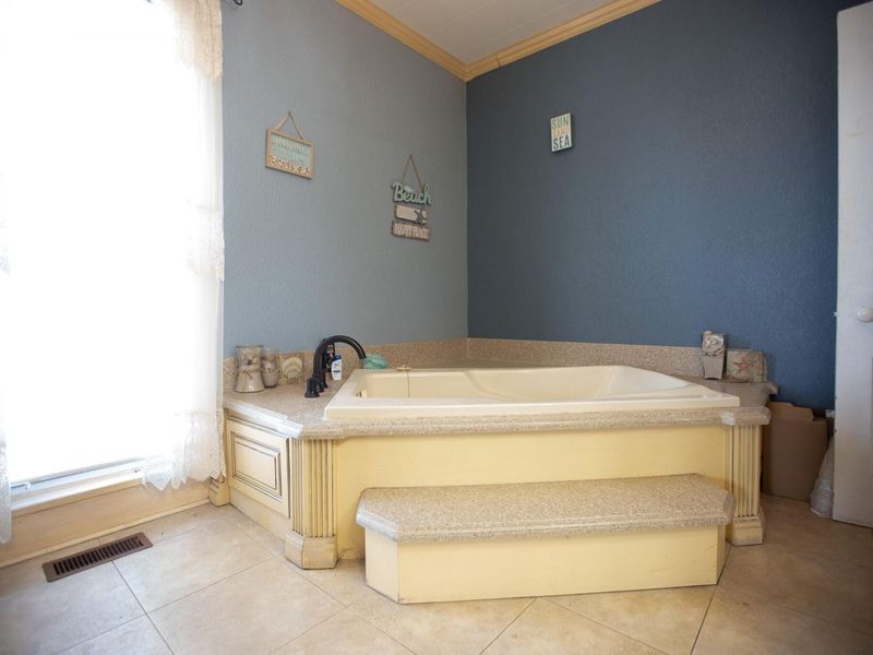 208 Market Street, Rockford, OH 45882 Photo 21