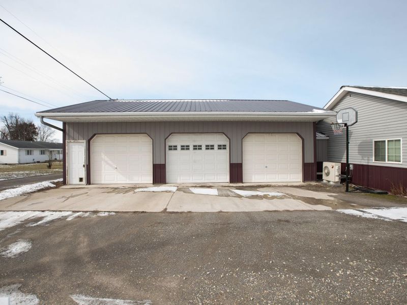 208 Market Street, Rockford, OH 45882 Photo 4