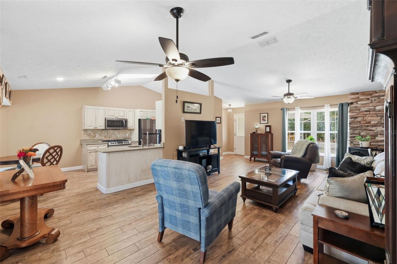 952 N Savary Avenue , Inverness, FL 34453 Photo