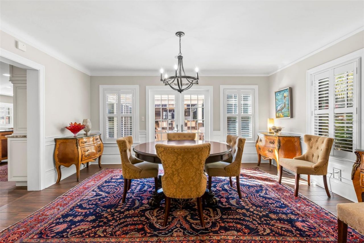 556 21st Avenue Ne, Saint Petersburg, FL 33704 Photo