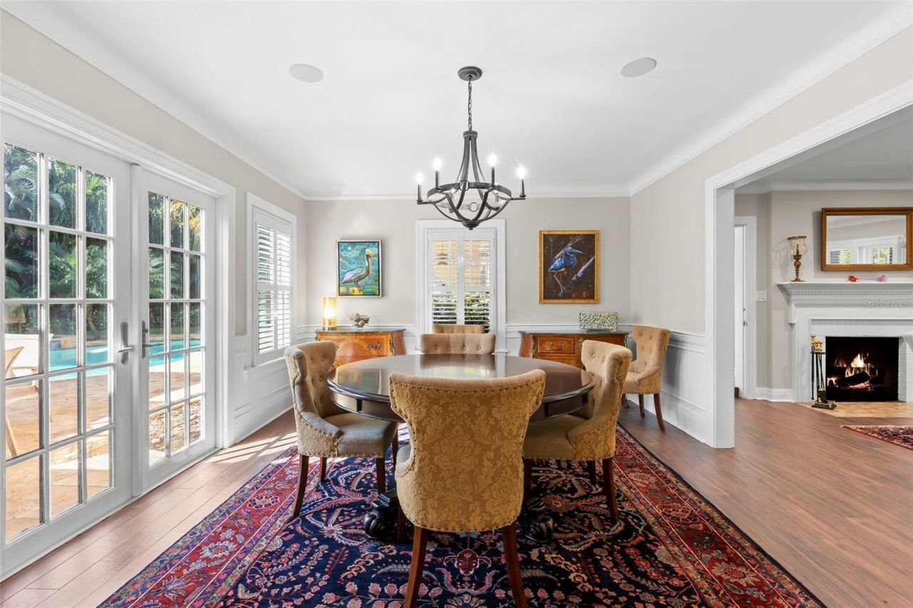 556 21st Avenue Ne, Saint Petersburg, FL 33704 Photo