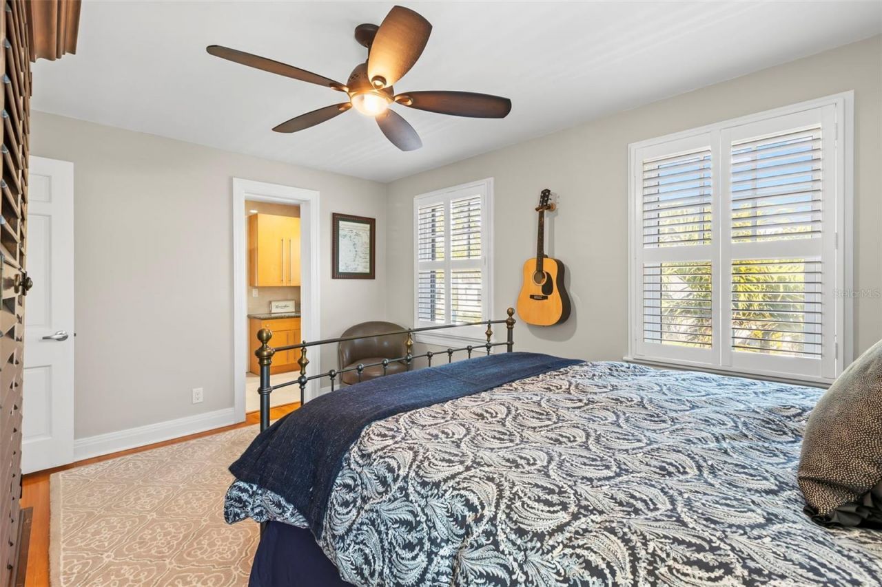 556 21st Avenue Ne, Saint Petersburg, FL 33704 Photo