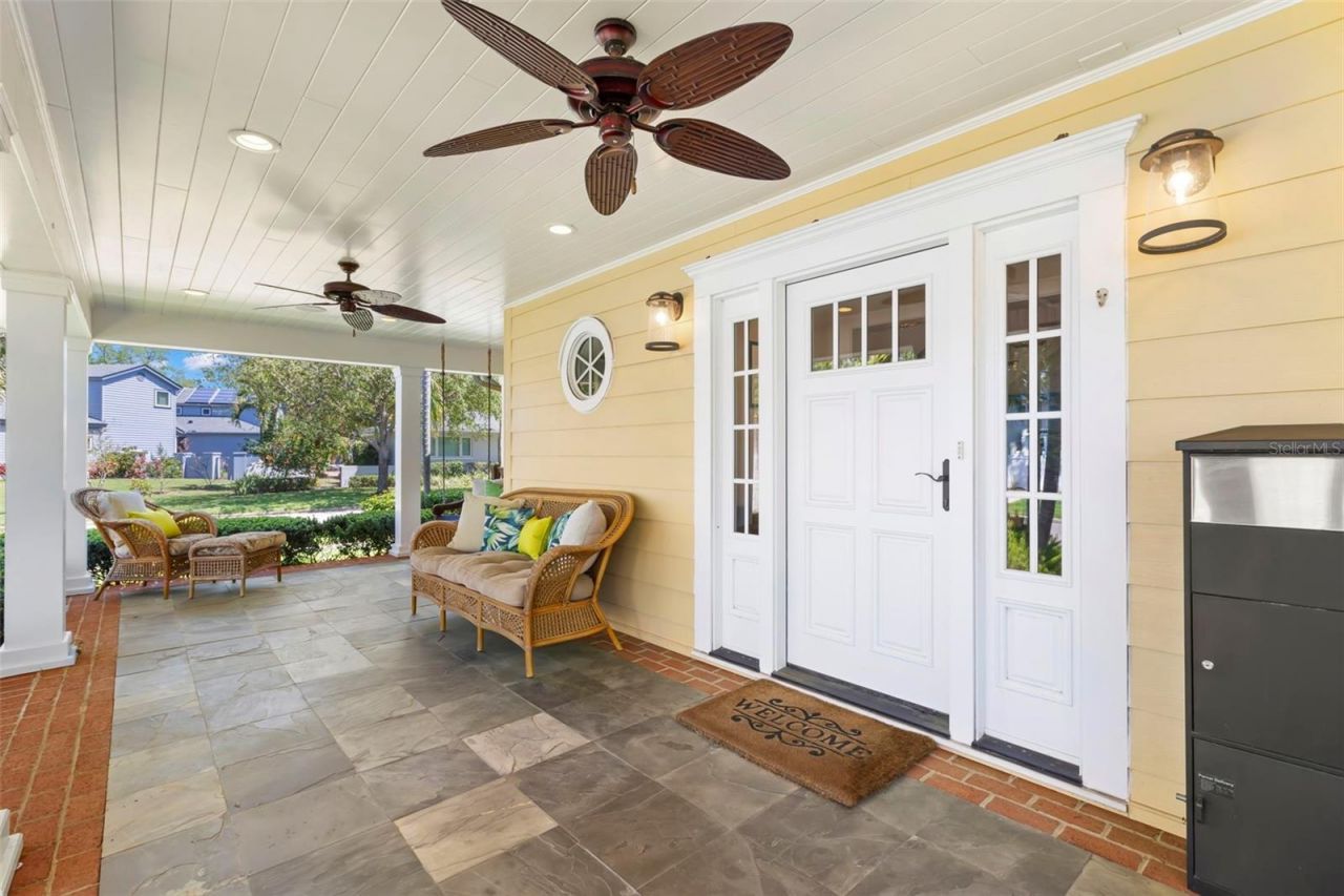 556 21st Avenue Ne, Saint Petersburg, FL 33704 Photo