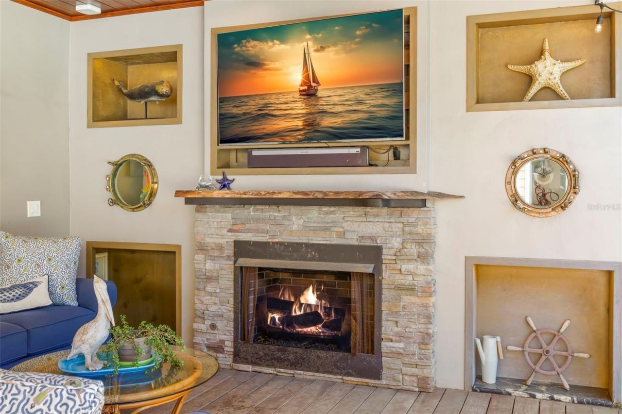 556 21st Avenue Ne, Saint Petersburg, FL 33704 Photo