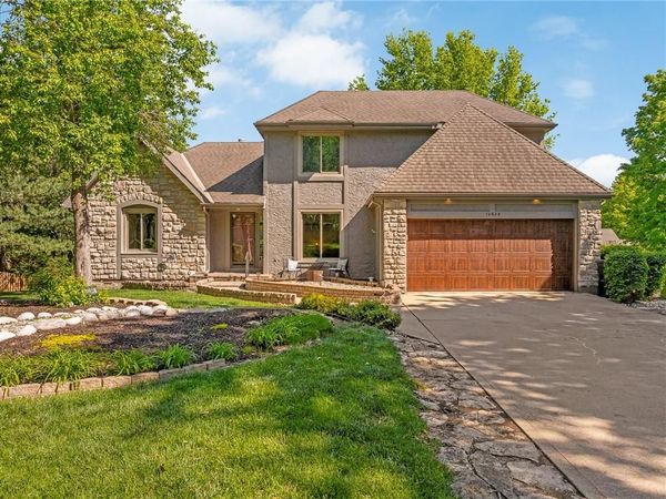 14925 W 82nd Terrace, Lenexa, KS 66215