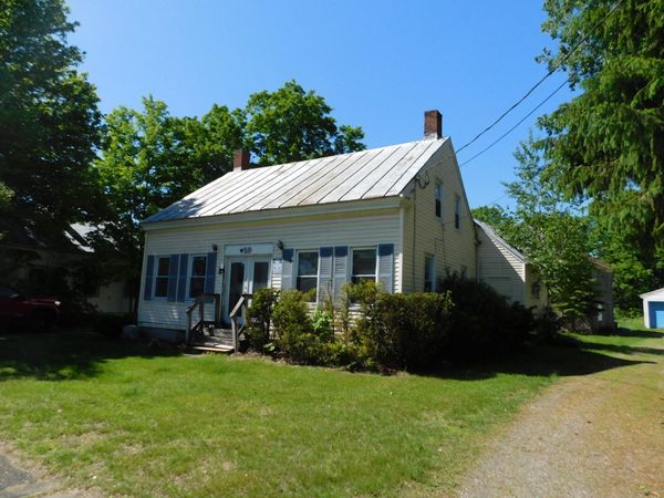 29 S Main Street, Solon, ME 04979