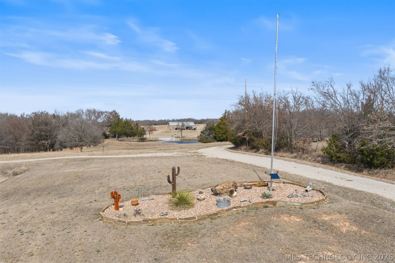 471 Red Bud Road, Ardmore, OK 73401 Main Photo