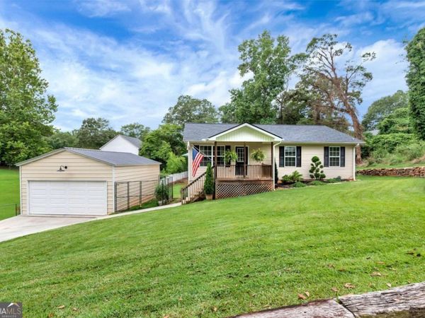 152 Russ Circle, Clarkesville, GA 30523