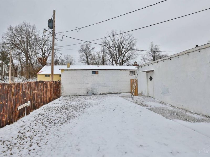 205 S Main Street, Bethel, OH 45106 Photo 9