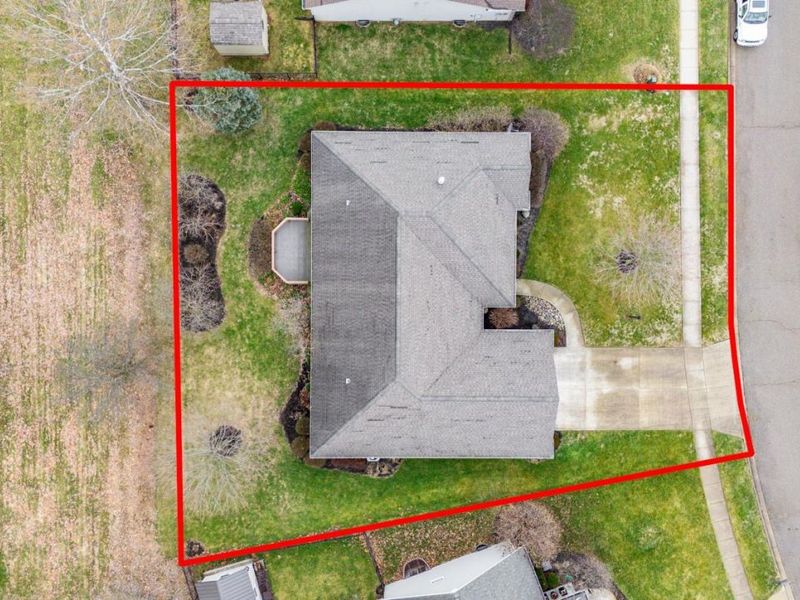 537 Cider Mill Way, Tipp City, OH 45371 Photo 2