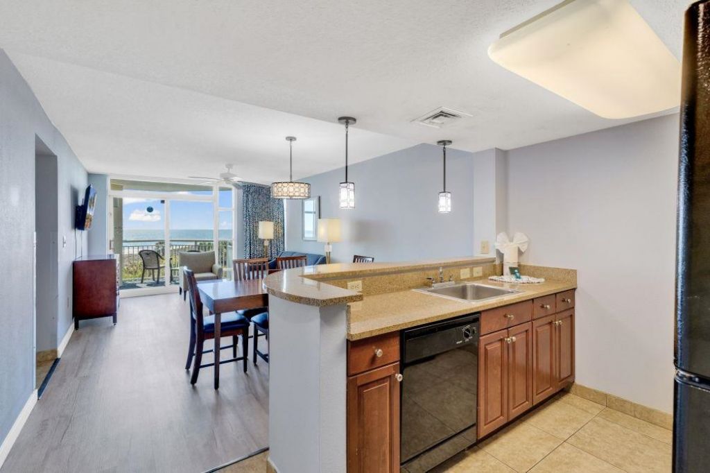 5200 N Ocean Blvd.  Photo 15