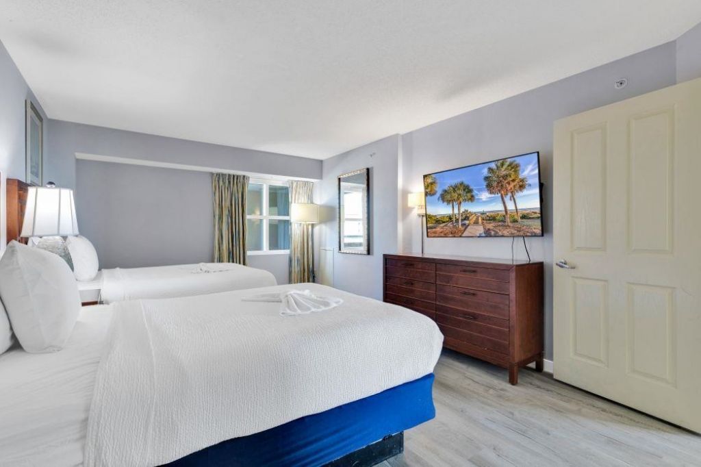 5200 N Ocean Blvd.  Photo 21