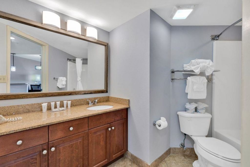 5200 N Ocean Blvd.  Photo 25