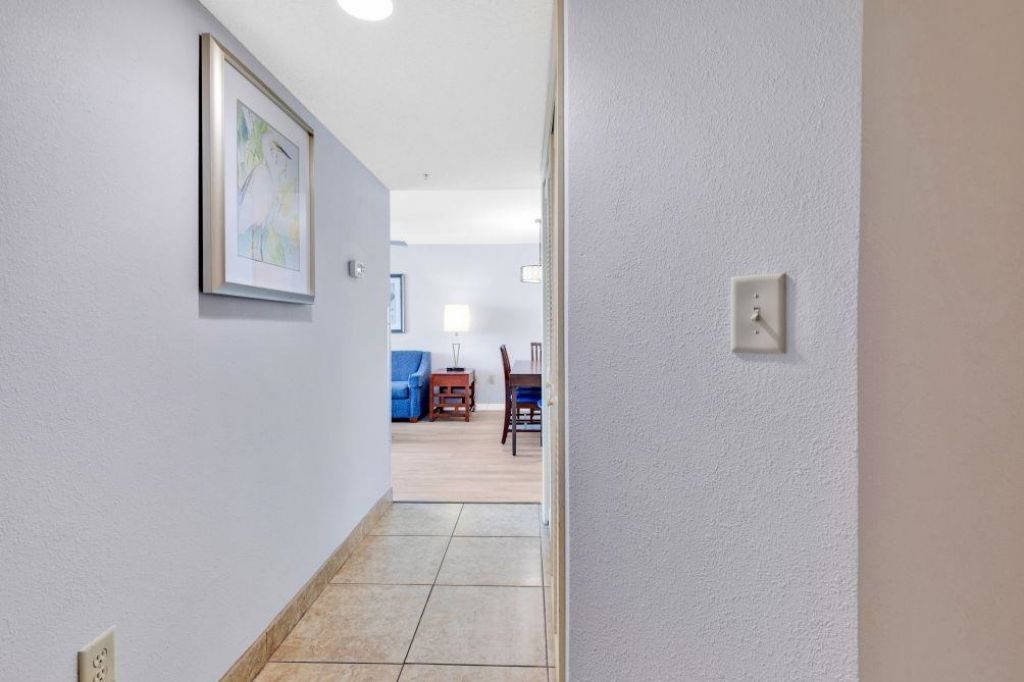 5200 N Ocean Blvd.  Photo 30