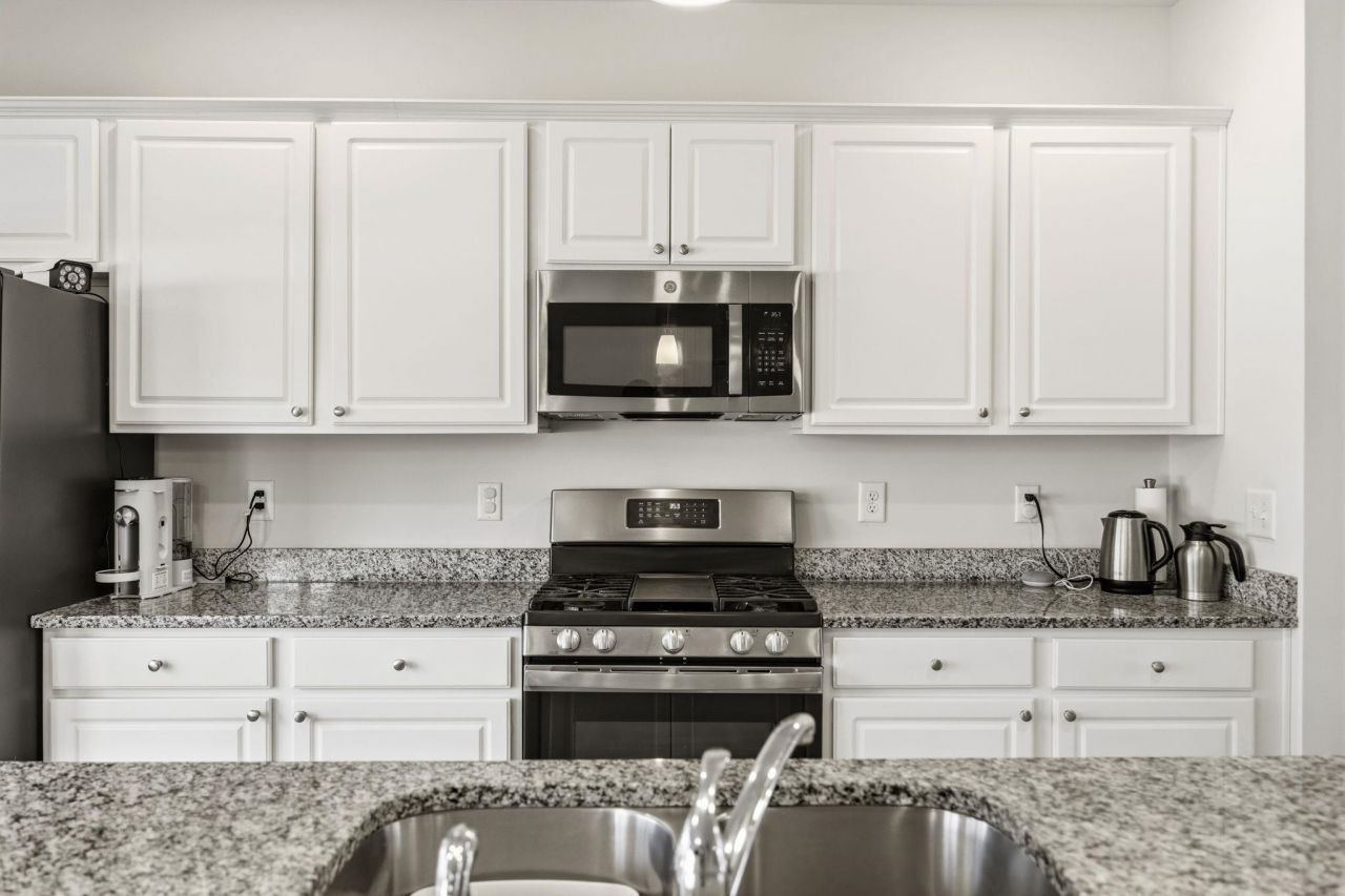 450 Archer Ct. Photo 13