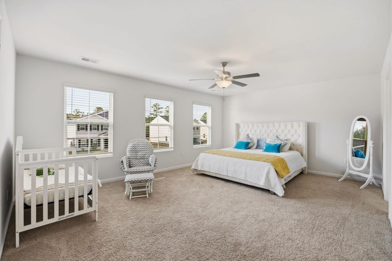 450 Archer Ct. Photo 26