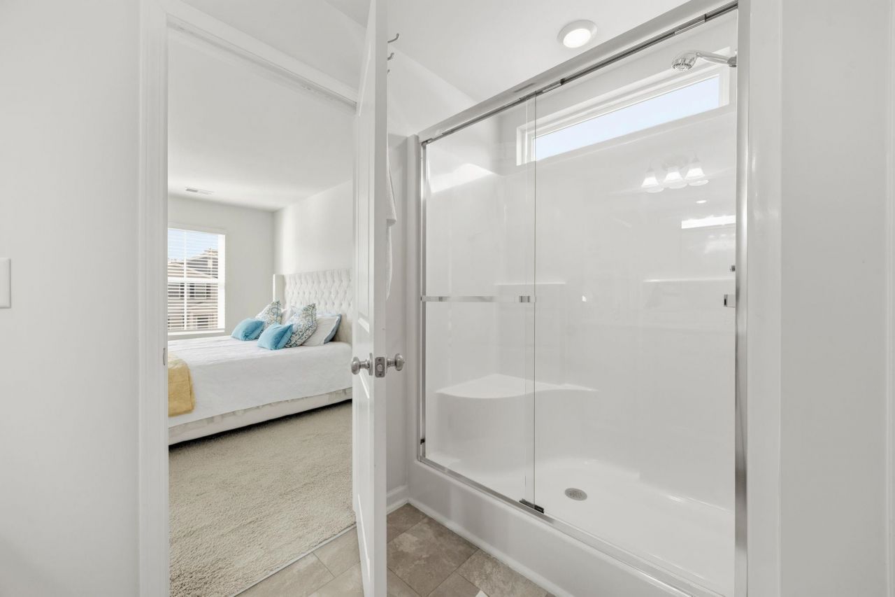 450 Archer Ct. Photo 28