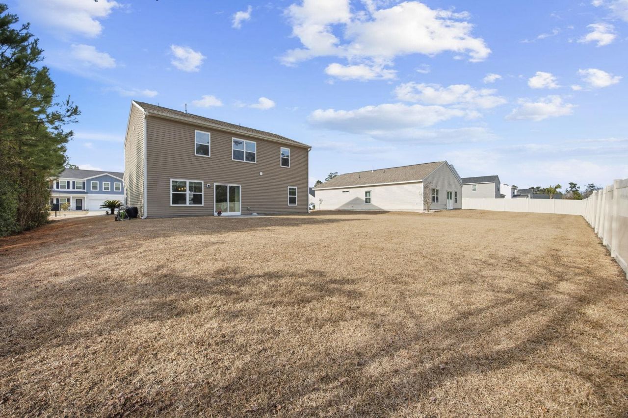 450 Archer Ct. Photo 44