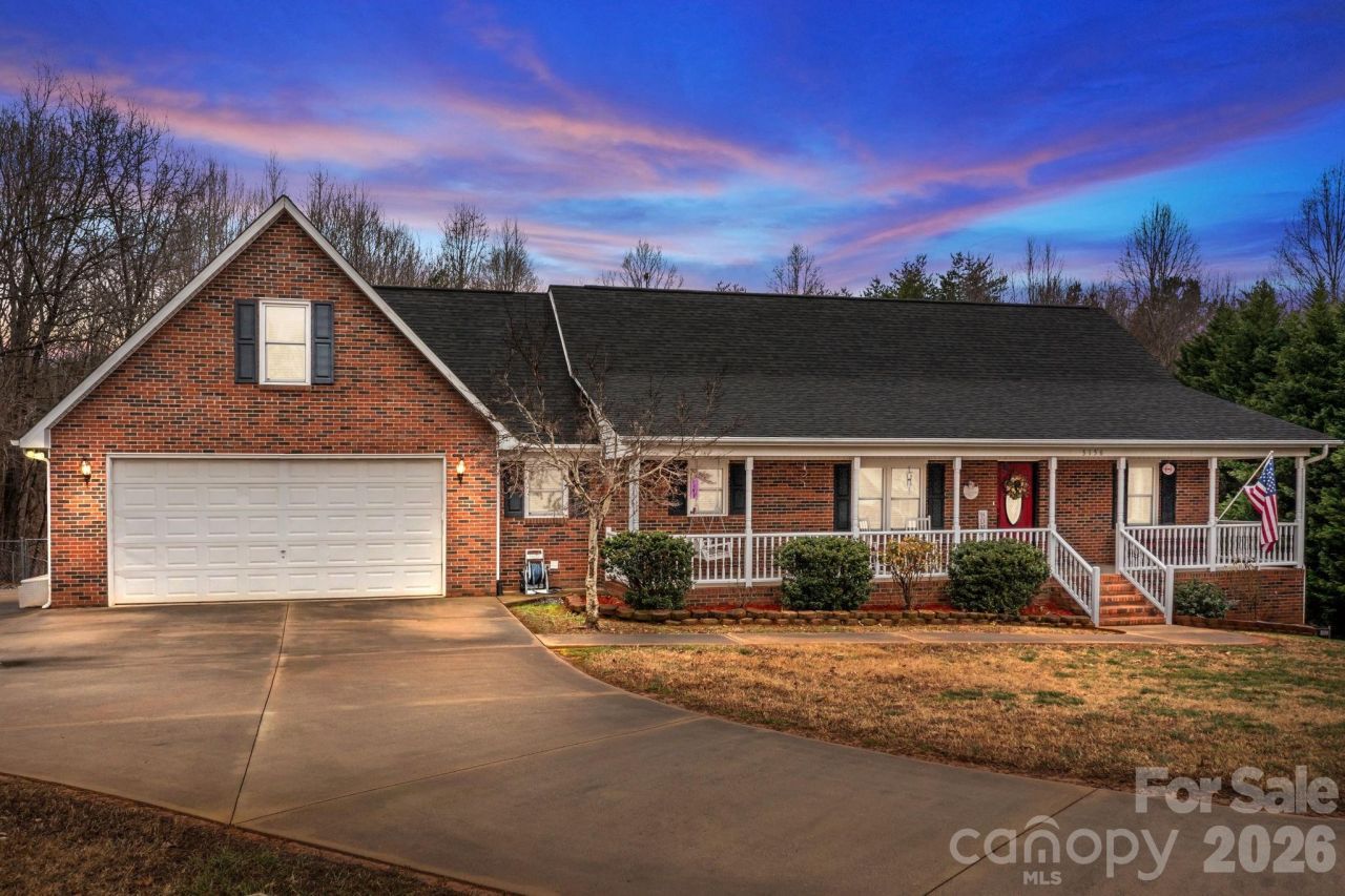 3156 Teresa Drive, Lincolnton, NC 28092 Main Photo