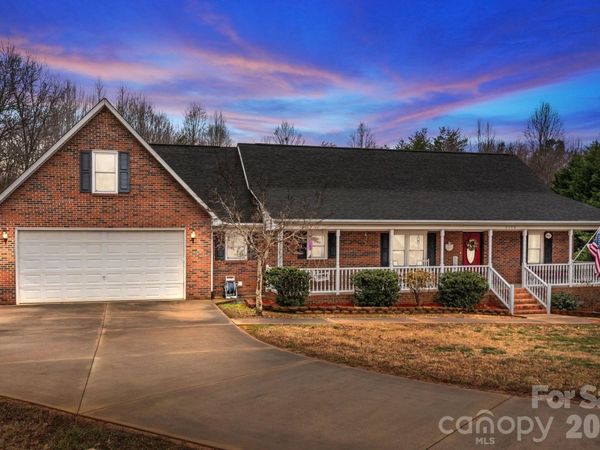 3156 Teresa Drive, Lincolnton, NC 28092
