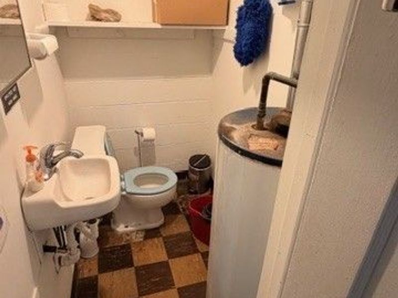 2036 East Avenue, Akron, OH 44314 Photo 22