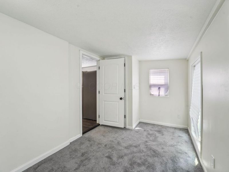 6971 London Groveport Road , Grove City, OH 43123 Photo 11