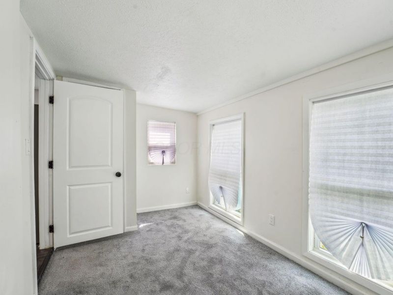 6971 London Groveport Road , Grove City, OH 43123 Photo 12