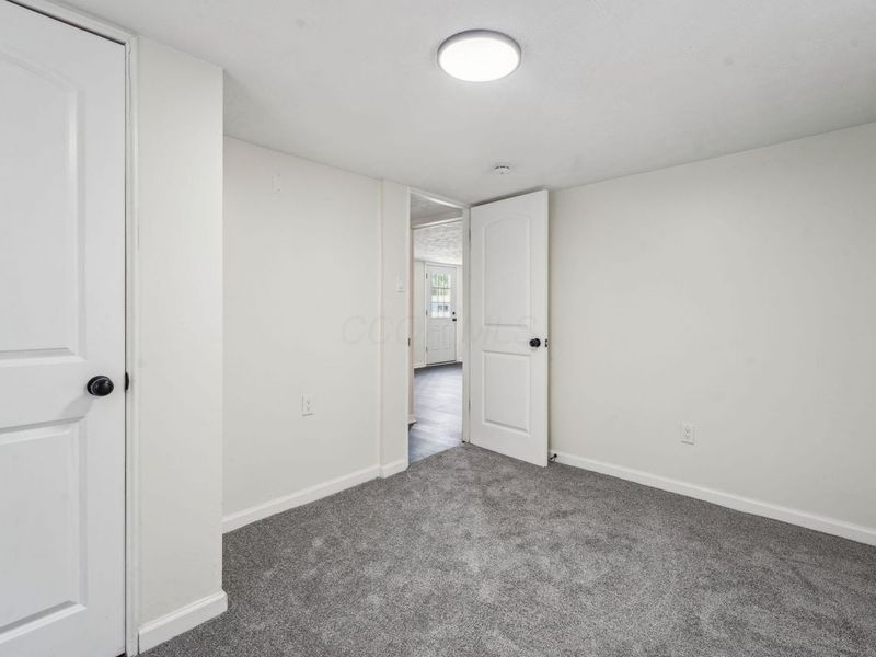 6971 London Groveport Road , Grove City, OH 43123 Photo 17