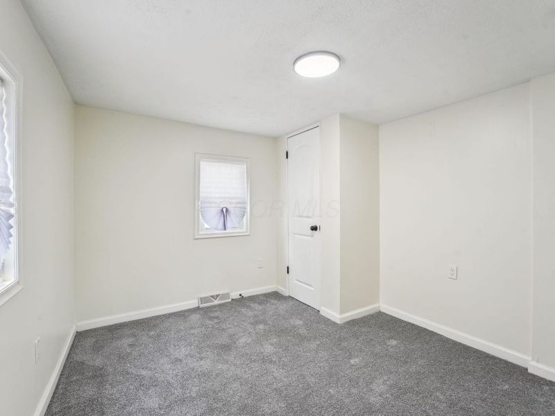 6971 London Groveport Road , Grove City, OH 43123 Photo 19