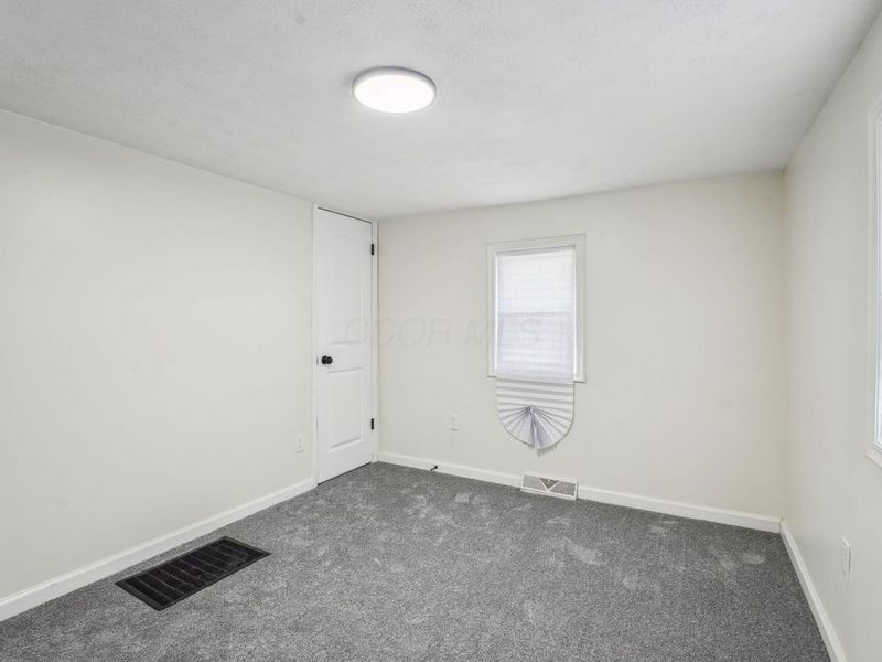 6971 London Groveport Road , Grove City, OH 43123 Photo 23