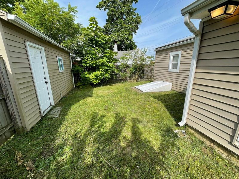 6971 London Groveport Road , Grove City, OH 43123 Photo 25