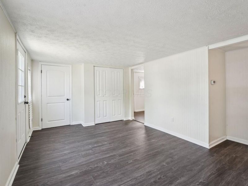 6971 London Groveport Road , Grove City, OH 43123 Photo 6