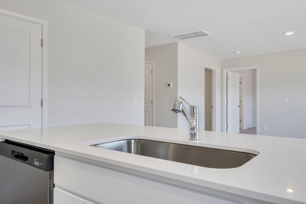 7006 Windham Way Photo 13