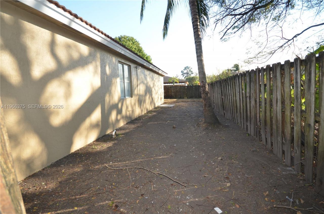 1616 SW 2nd St, Unit 1616, Homestead, FL 33030 Photo