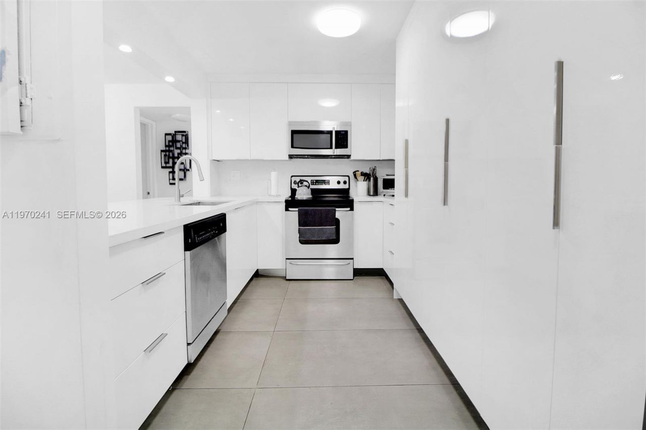 8860 SW 123rd Ct, Unit K201, Miami, FL 33186 Photo