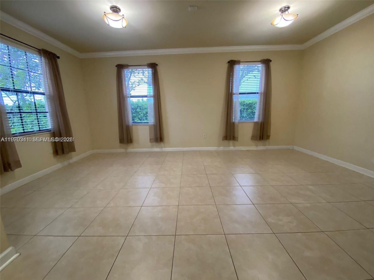 8987 W 35th Ave , Unit 8987, Hialeah, FL 33018 Photo