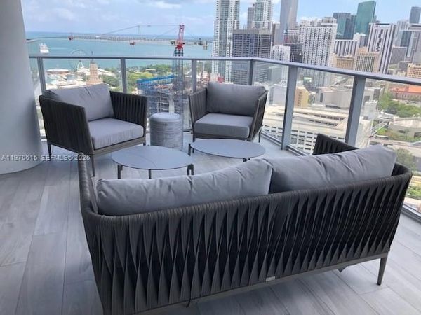 851 NE 1st Ave , Unit 2812, Miami, FL 33132